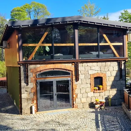 Dom Pod Lipa שצ'קלארסקה פוראובה